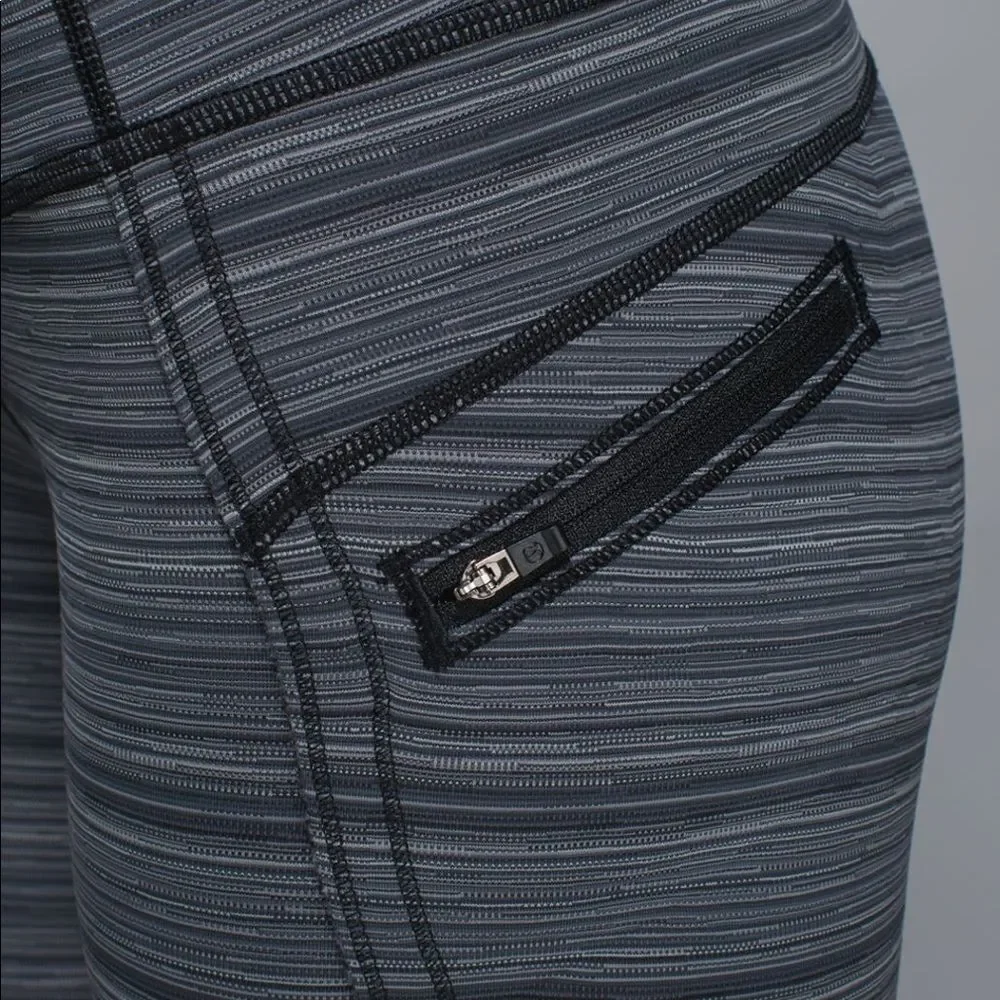 Lululemon Running Top Speed Crop Stripe Black‎